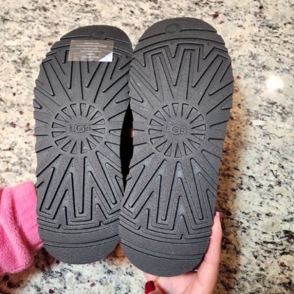 NEW UGG Disco Cross Slide Size 9 - Picture 8 of 9